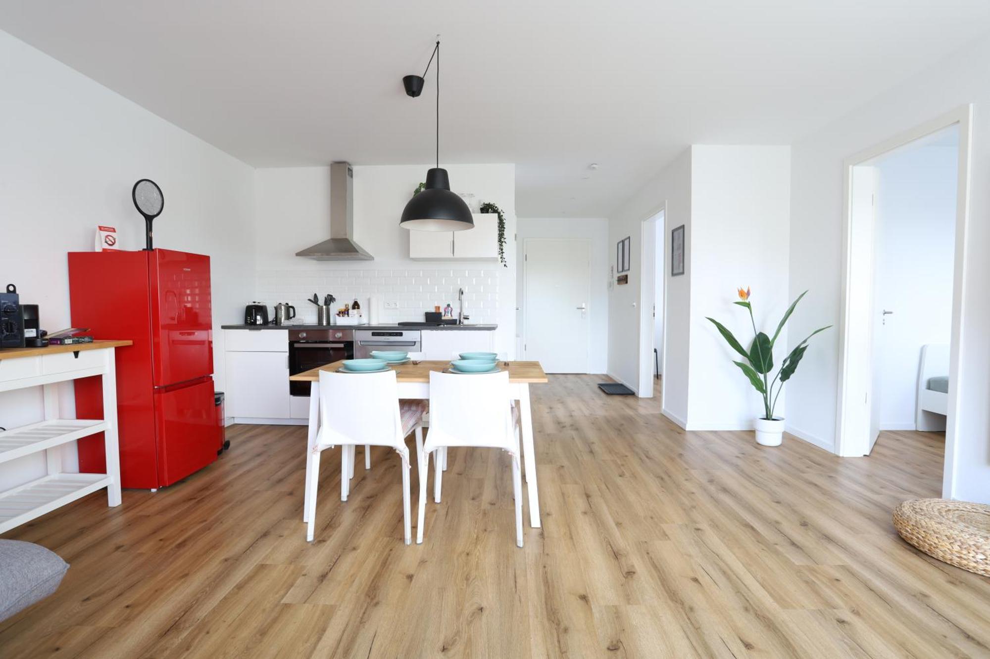 London Apartment Erfstadt: Family & Business Haven near Cologne Erftstadt Exterior photo